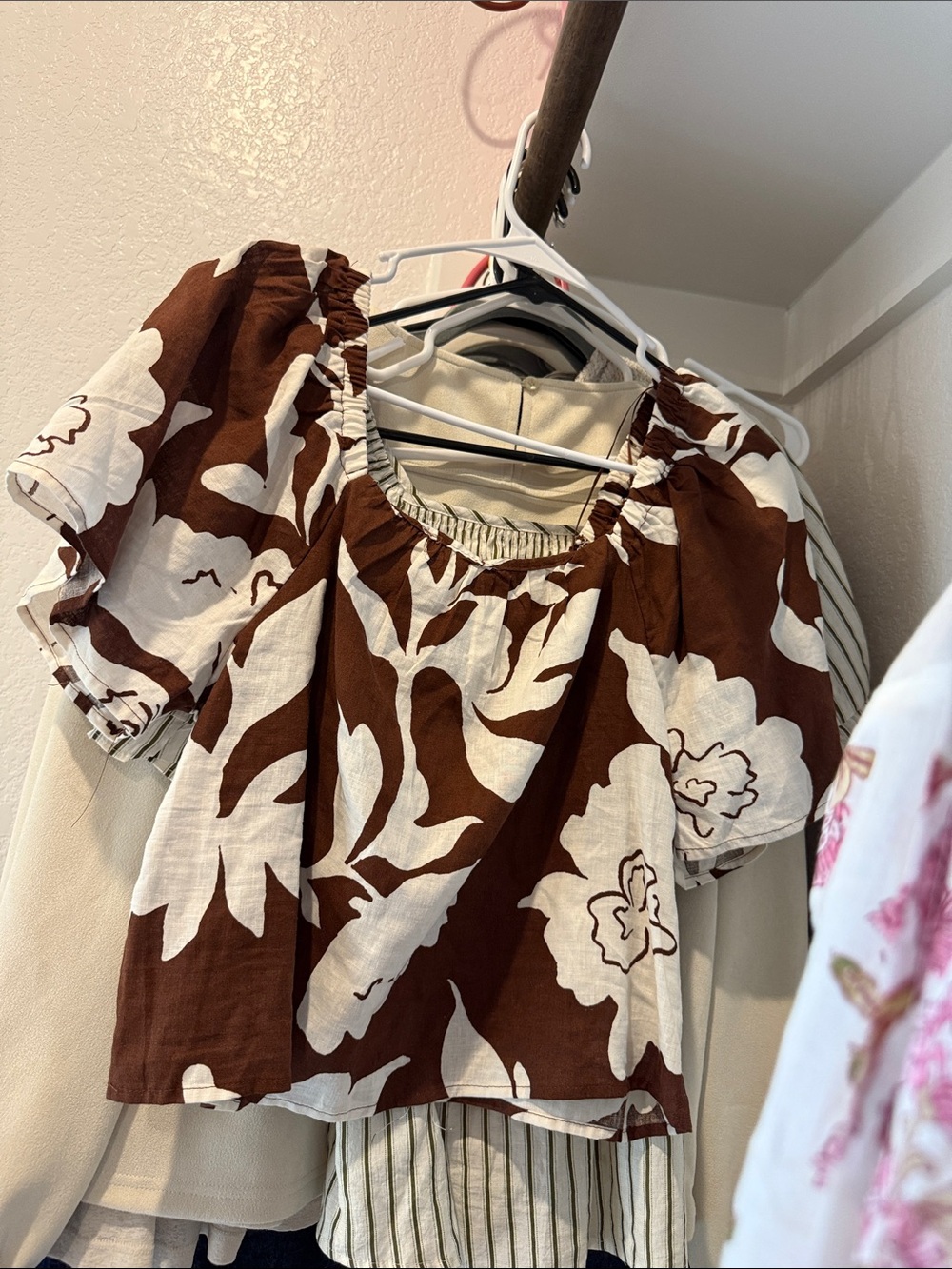 Nicole Miller Brown and White Floral Off-Shoulder Crop Top